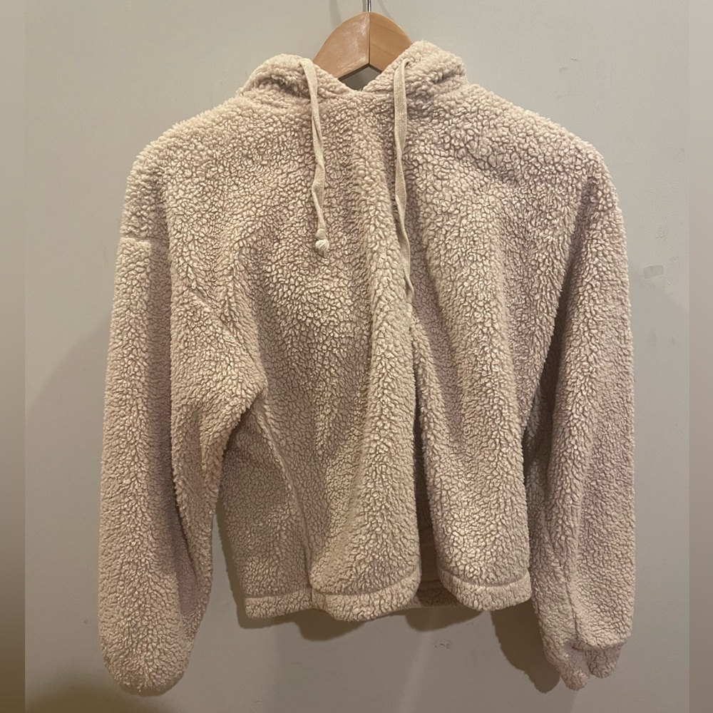 American Eagle Cream Sherpa Hoodie